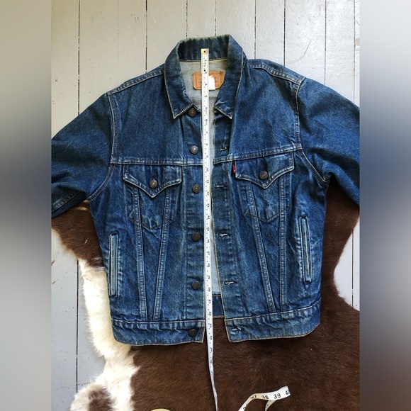 Vintage Levi’s Denim Trucker Jacket - Picture 5 of 8